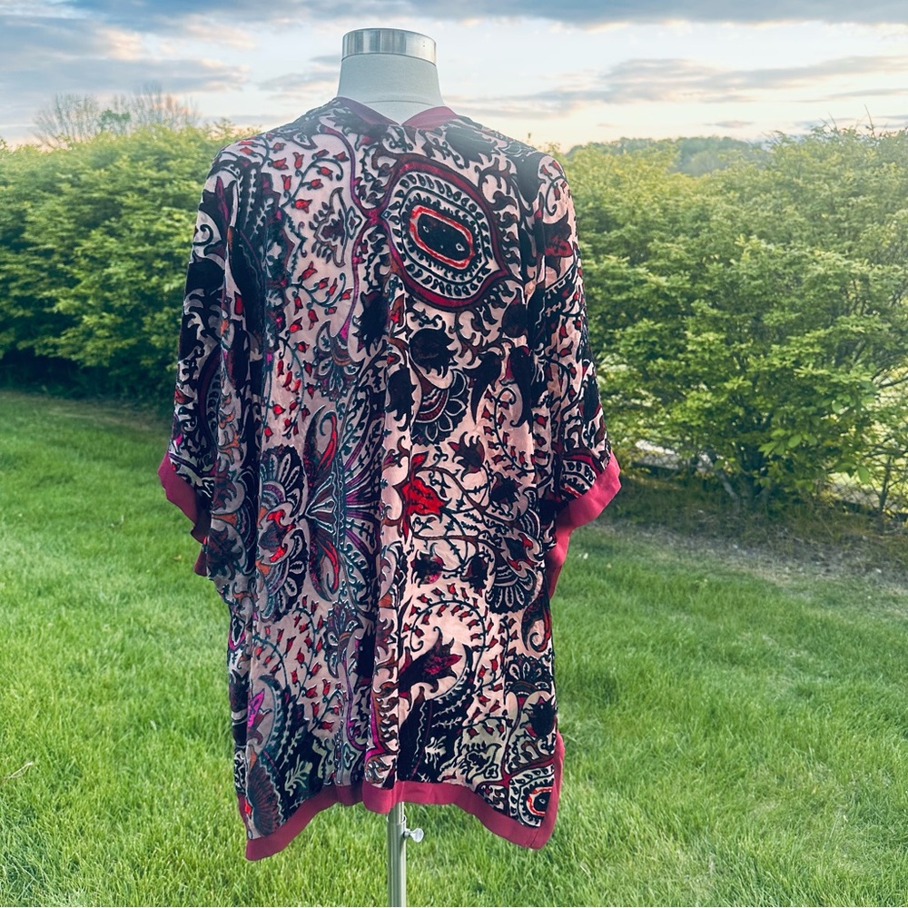 Soft Surroundings Velvet Wine Paisley Topper Kimono - Picture 9 of 16